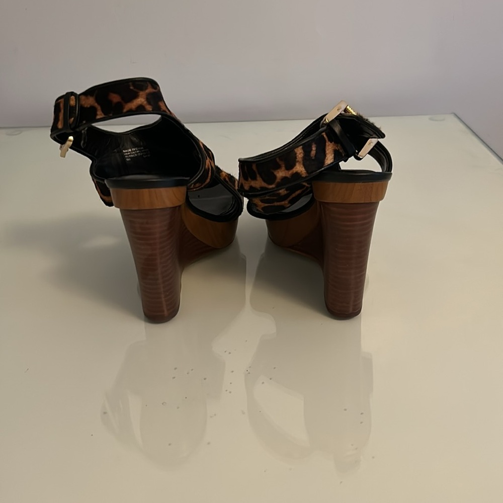 Michael Kors leopard wedge sandal never worn no box - Picture 4 of 5